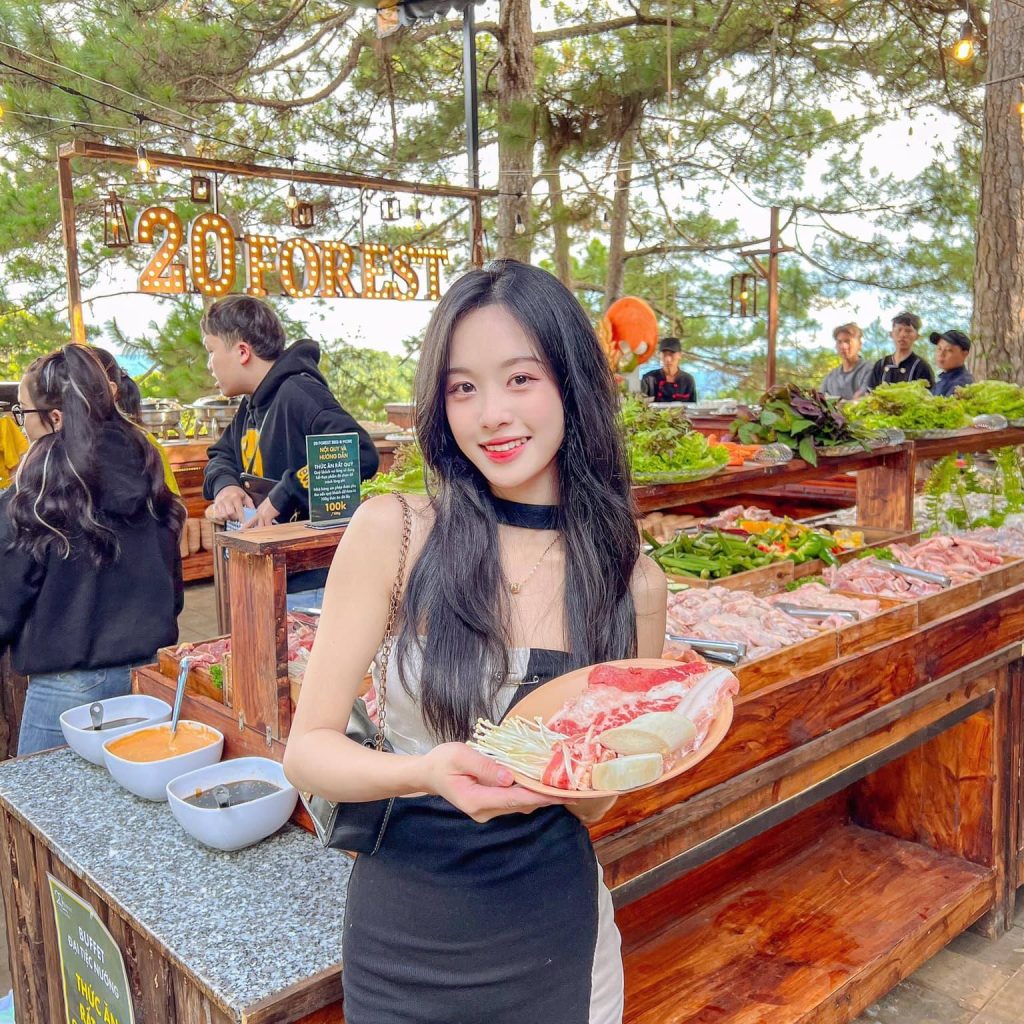 20 Forest BBQ and More - Buffet nướng Đà Lạt