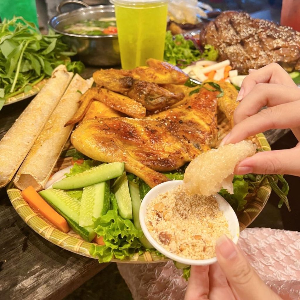 Gà nướng Đà Lạt - Gà nướng cơm lam