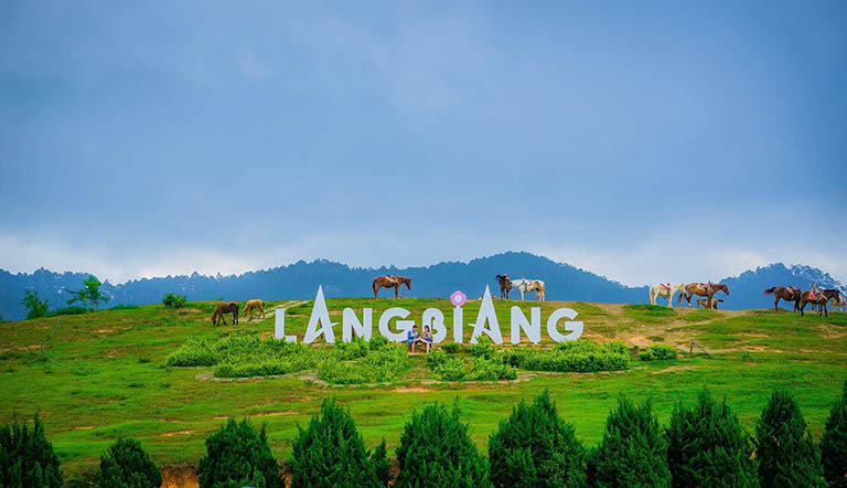 Giới thiệu về đỉnh Langbiang