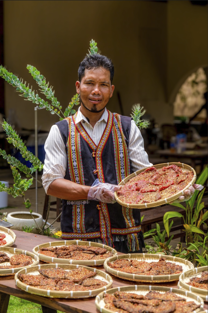 Ẩm thực đồng bào Tây Nguyên tại Buôn Kơ Lang